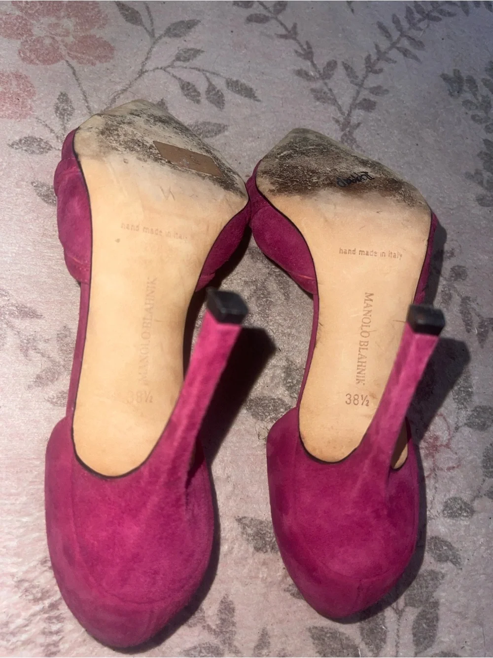 Manolo Blahnik Tayler Suede D'Orsay Pumps Berry Fuchsia Pink 38.5 / US W 8.5